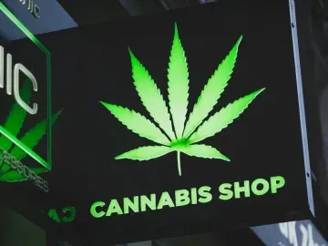 Grossing over 1.5M+ Cannabis Retail Dispensary Below Market Value For Sale, Very Motivated Seller (Indio, California) #1894