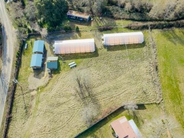 Agricultural Powerhouse in Williams Oregon