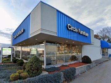 Rt. 9 Framingham, MA 8,736 s.f. single story bldg