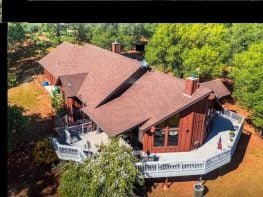 3 Homes on 90 acres with flowing Creek with Iron Gate for privacy!!