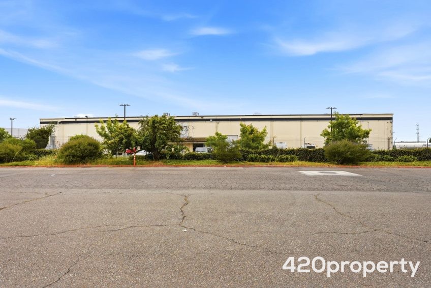 Cannabis Real Estate Listings | Cannabis Warehouses and Industrial Buildings For Sale