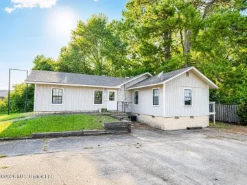 Grenada, MS Commercial Property | Potential Medical Cannabis Dispensary Site