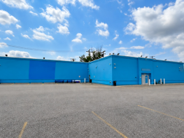 Detroit – Freestanding Retail/Industrial Buidling