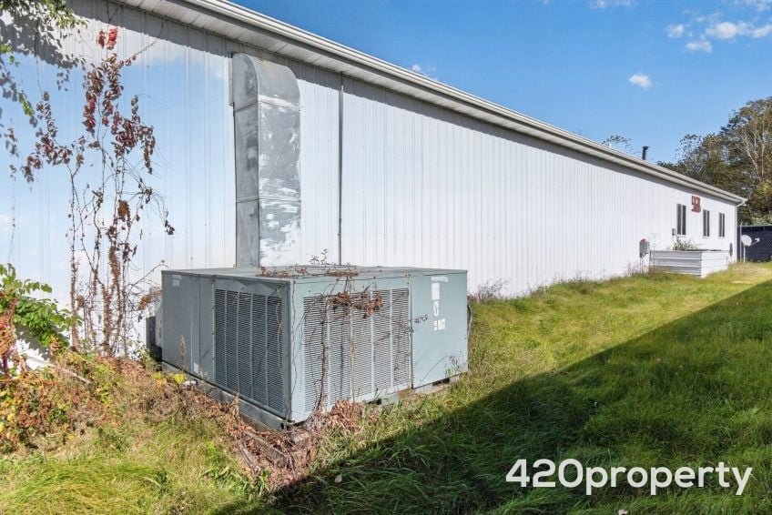 Cannabis Real Estate Listings | Cannabis Warehouses and Industrial Buildings For Sale
